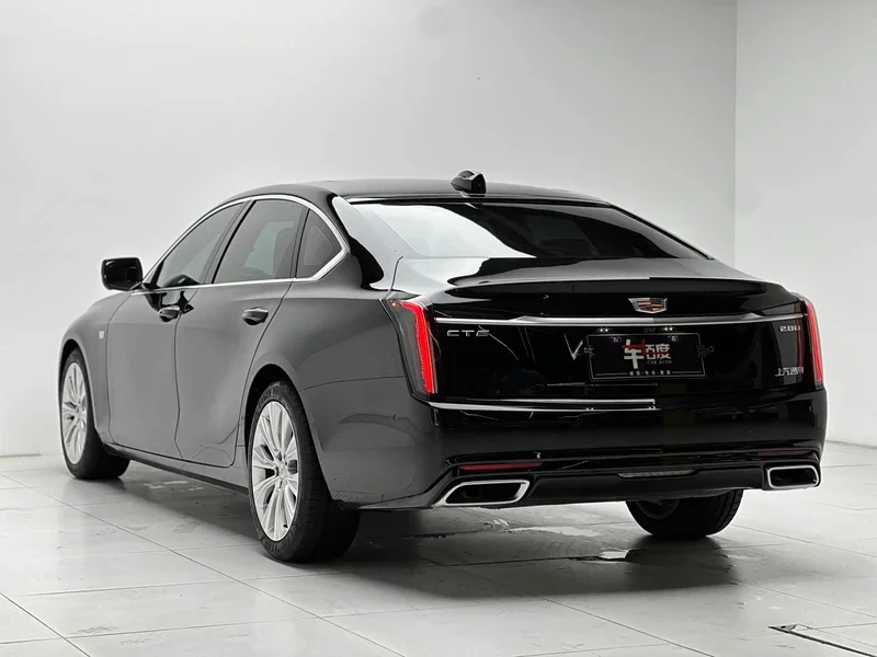 Cadillac CT6 — фото 6