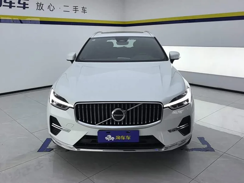 Volvo XC60 — фото 2