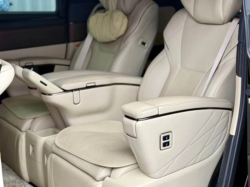 Toyota Alphard — фото 14