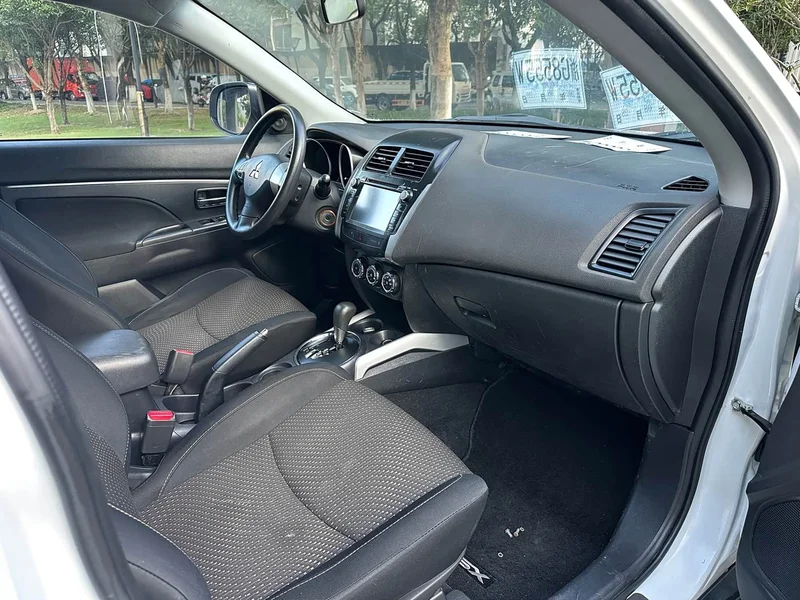 Mitsubishi ASX — фото 16