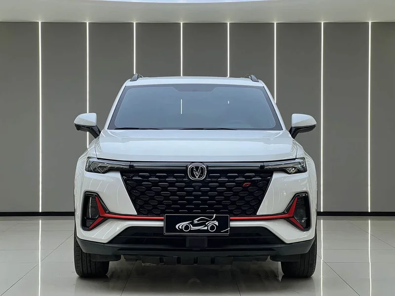 Changan CS35PLUS — фото 2