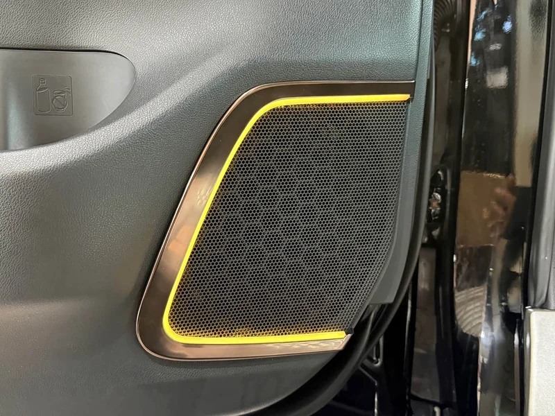 Toyota Vellfire — фото 11