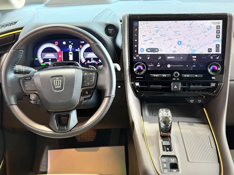 Toyota Vellfire — фото 14