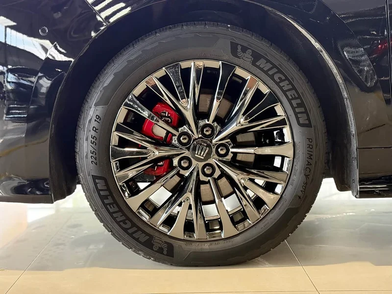 Toyota Vellfire — фото 30