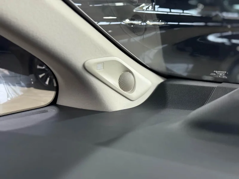 Toyota Vellfire — фото 10
