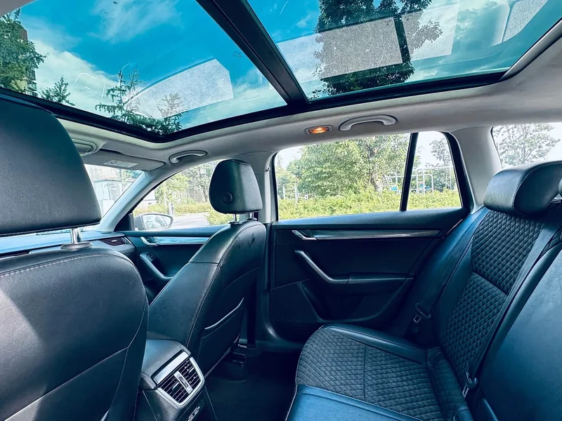 Volkswagen Octavia — фото 10