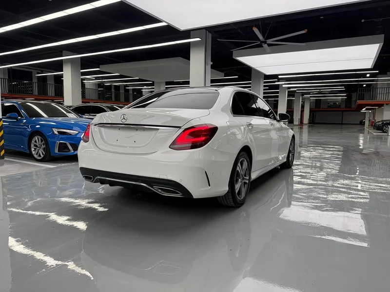 Mercedes-Benz C-Class — фото 15