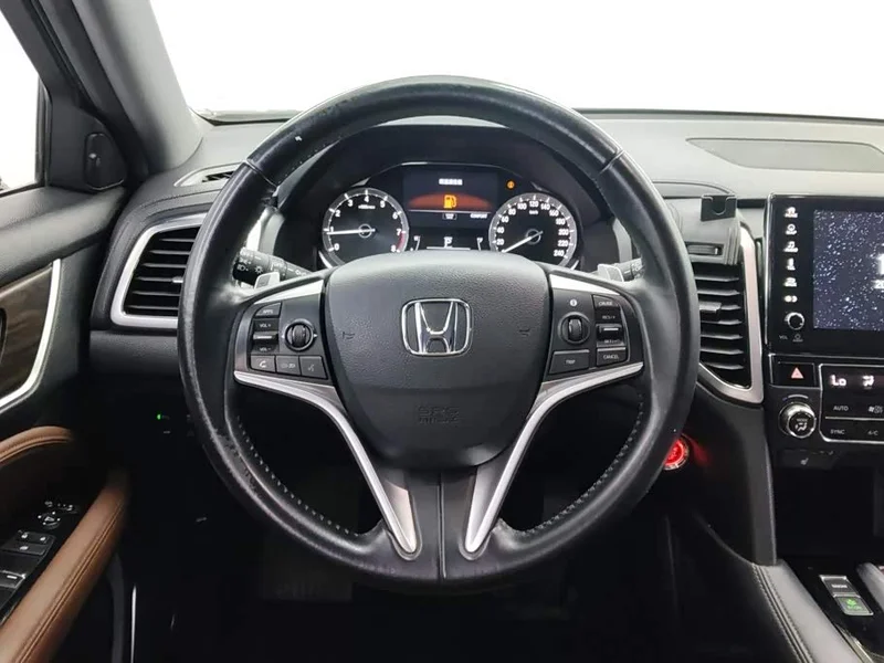 Honda UR-V — фото 15
