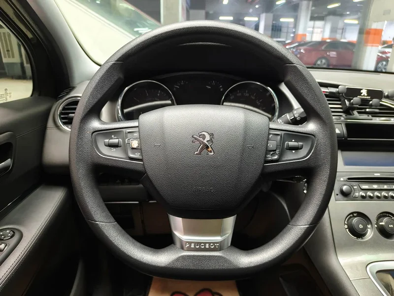 Peugeot 3008 — фото 16