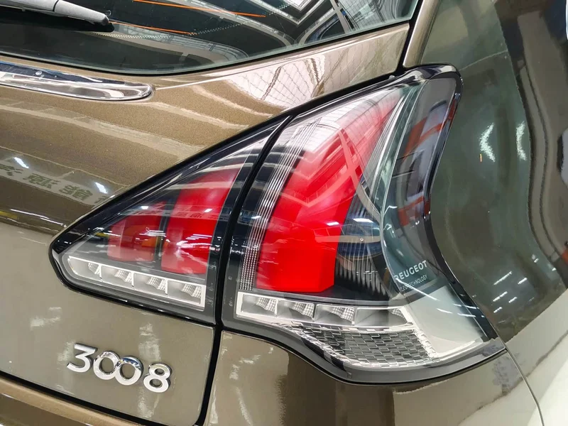 Peugeot 3008 — фото 10