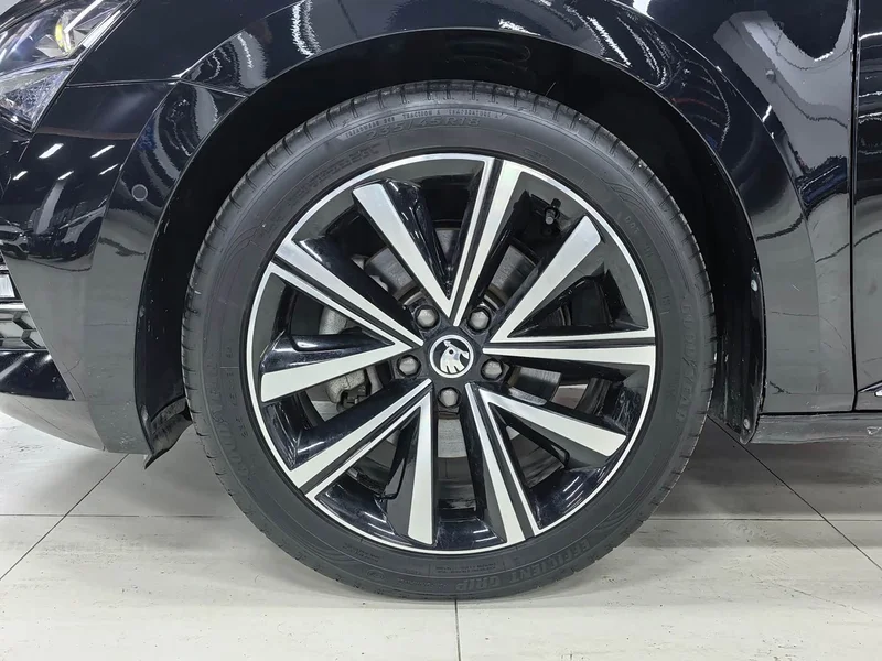 Skoda Superb — фото 6