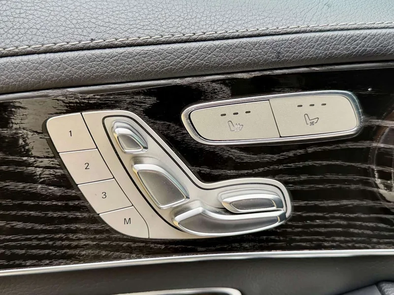 Mercedes-Benz C-Class — фото 14
