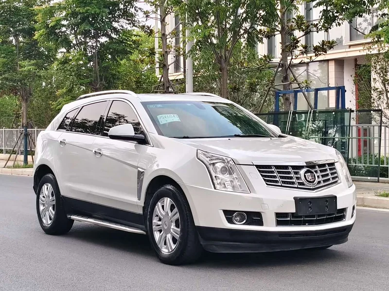Cadillac SRX — фото 3