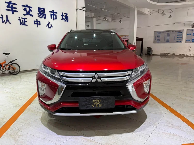 Mitsubishi Eclipse Cross — фото 2