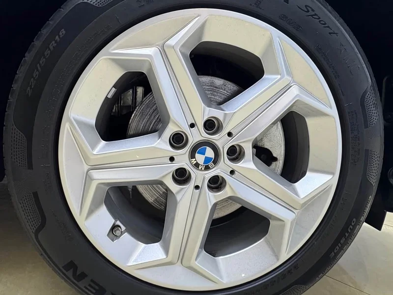 BMW X1 — фото 25