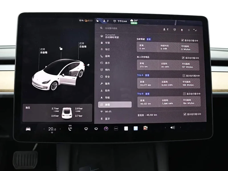 Tesla Model 3 — фото 13