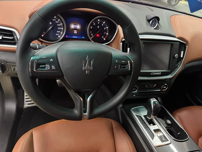 Maserati Ghibli — фото 20