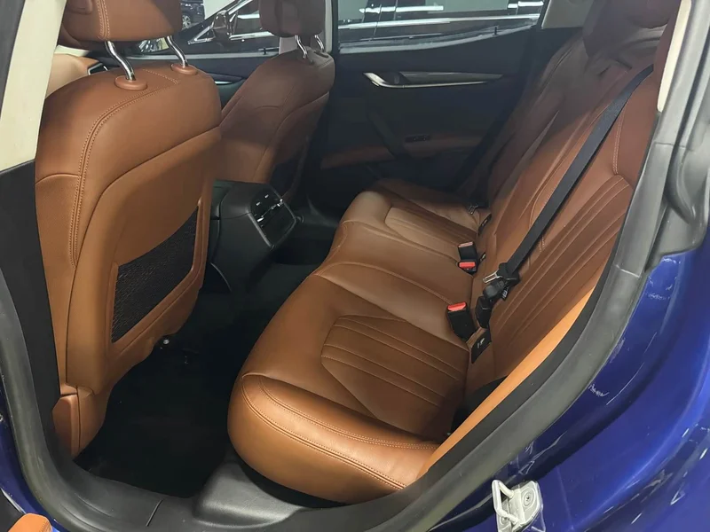Maserati Ghibli — фото 10