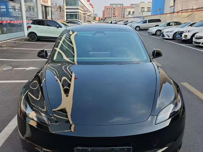 Tesla Model 3 — фото 2