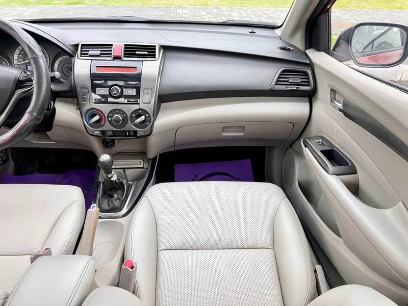 Honda City Classic — фото 17