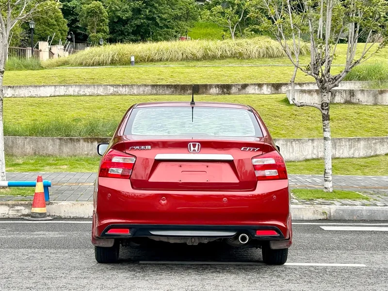 Honda City Classic — фото 10