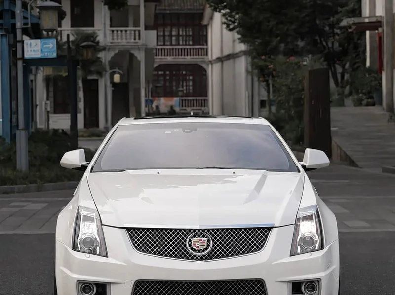 Cadillac CTS (Imported) — фото 1
