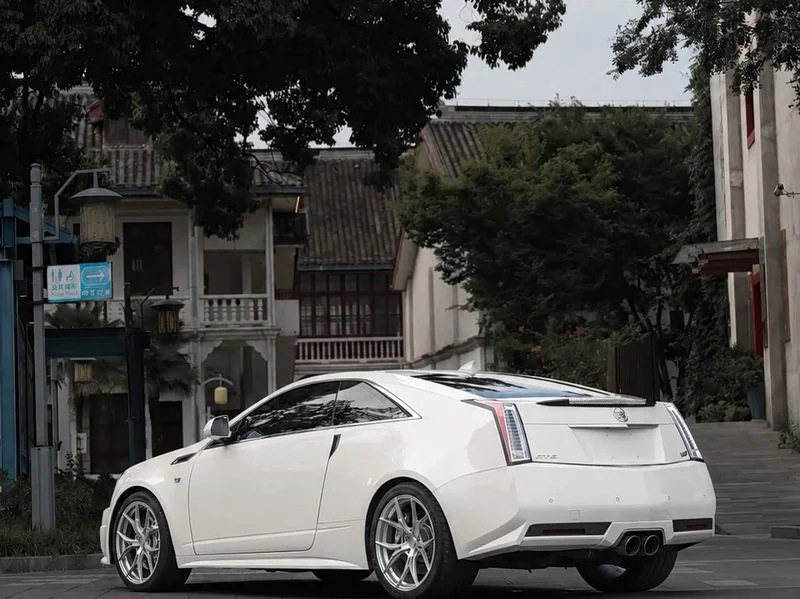 Cadillac CTS (Imported) — фото 6