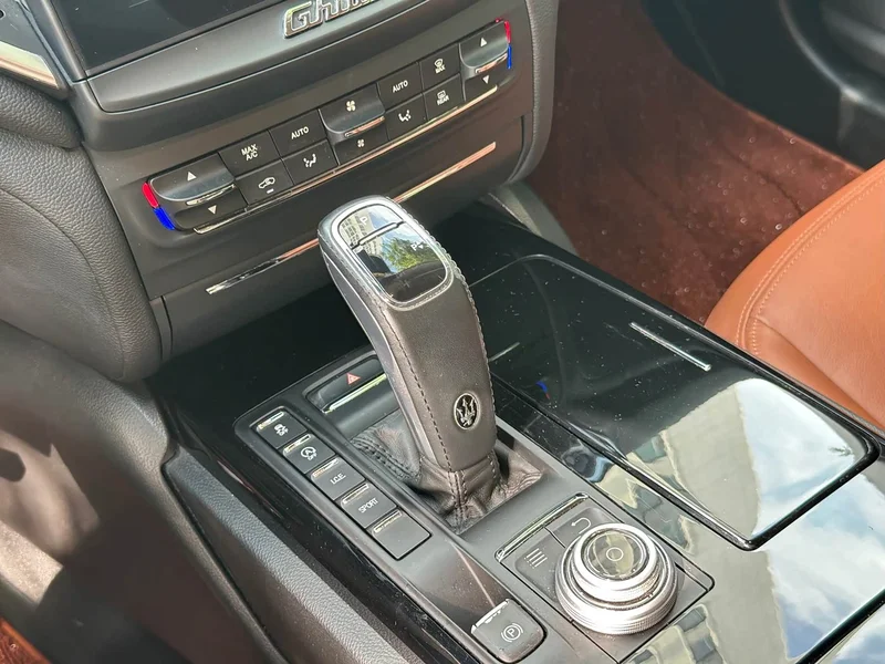Maserati Ghibli — фото 16