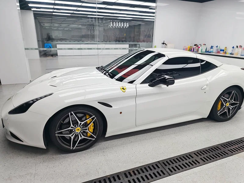 Ferrari California T — фото 3