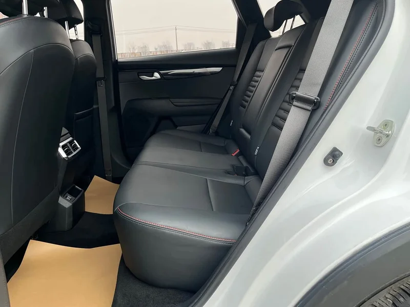 Kia Sportage — фото 8