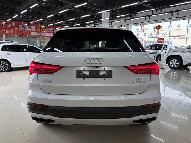 Audi Q3 — фото 4