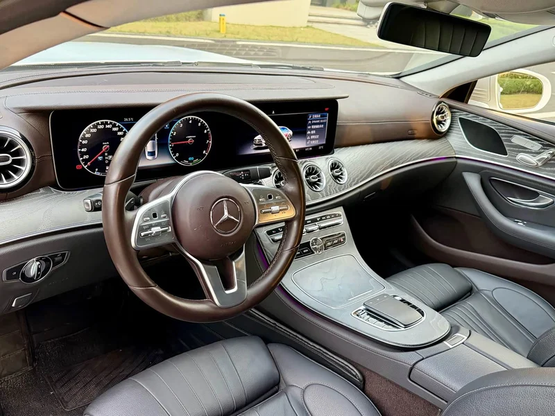 Mercedes-Benz CLS — фото 17