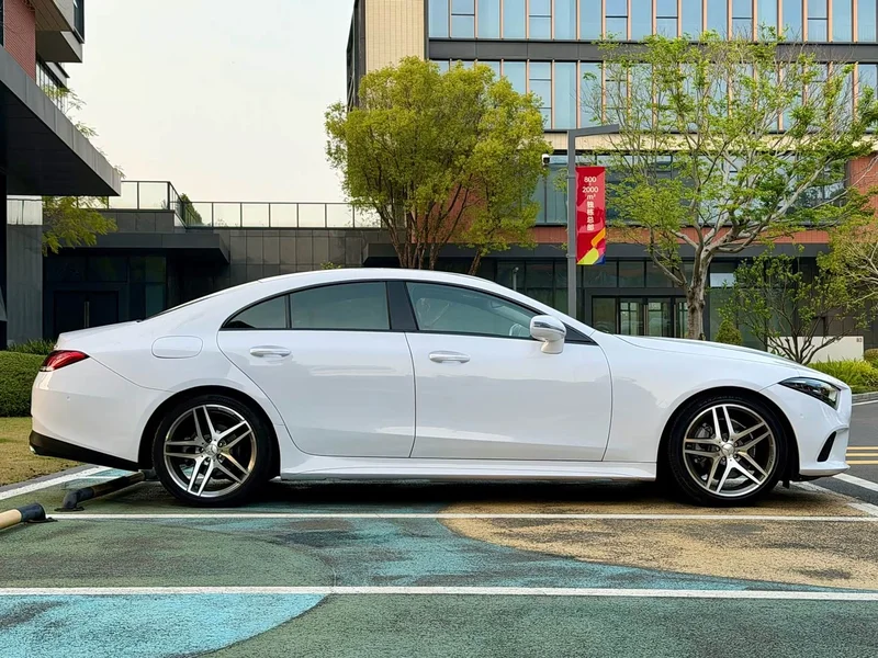 Mercedes-Benz CLS — фото 4