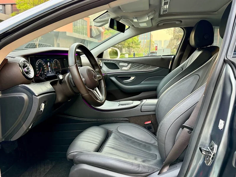 Mercedes-Benz CLS — фото 10
