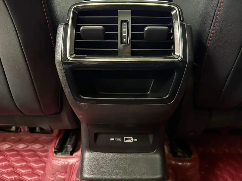 Skoda Karoq — фото 16