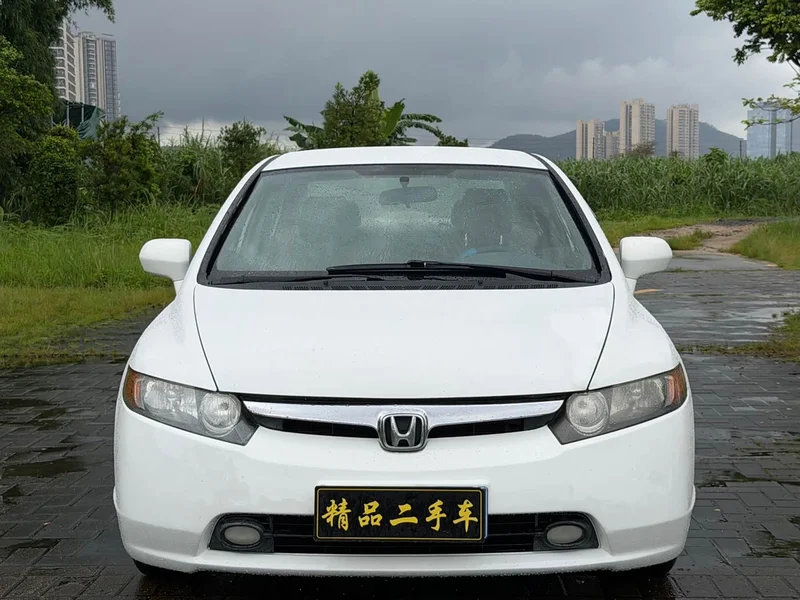 Honda Civic — фото 3