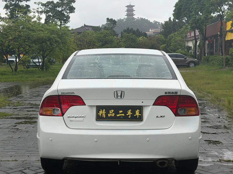 Honda Civic — фото 6