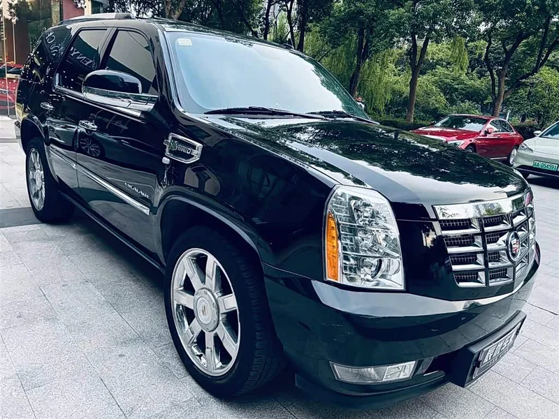 Cadillac Escalade — фото 3
