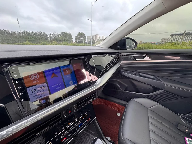 Volkswagen Passat — фото 19