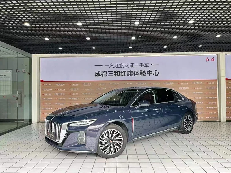 Hongqi H5 — фото 1