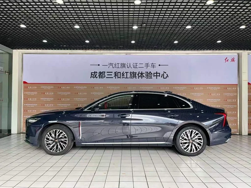 Hongqi H5 — фото 3