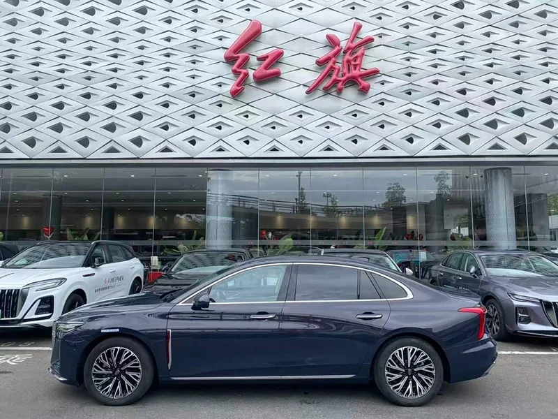 Hongqi H5 — фото 9