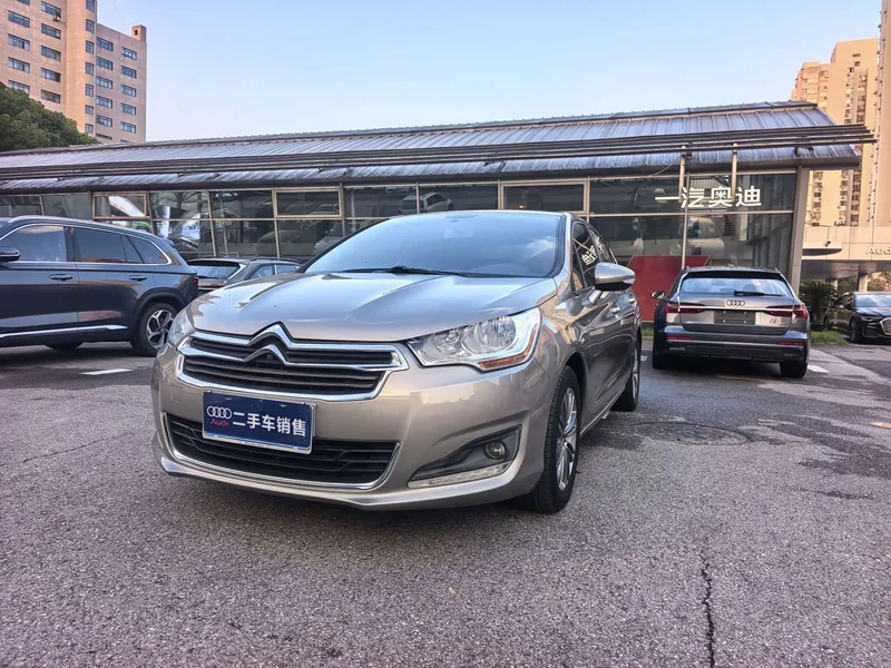 Citroën C4L