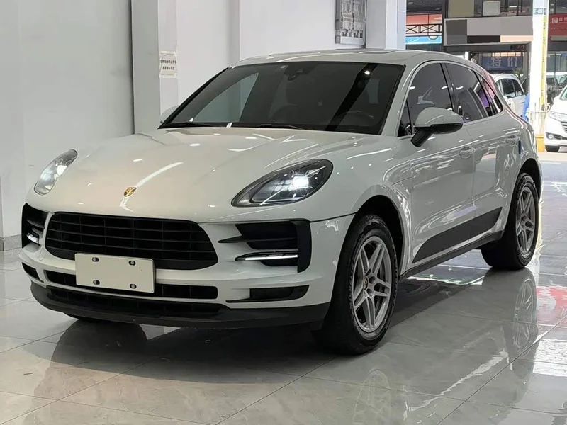 Porsche Macan — фото 1