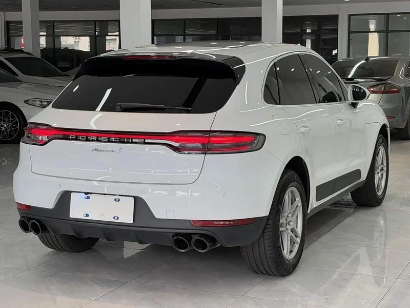 Porsche Macan — фото 8