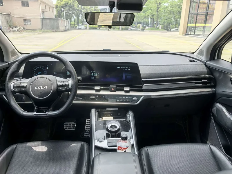 Kia Sportage — фото 11