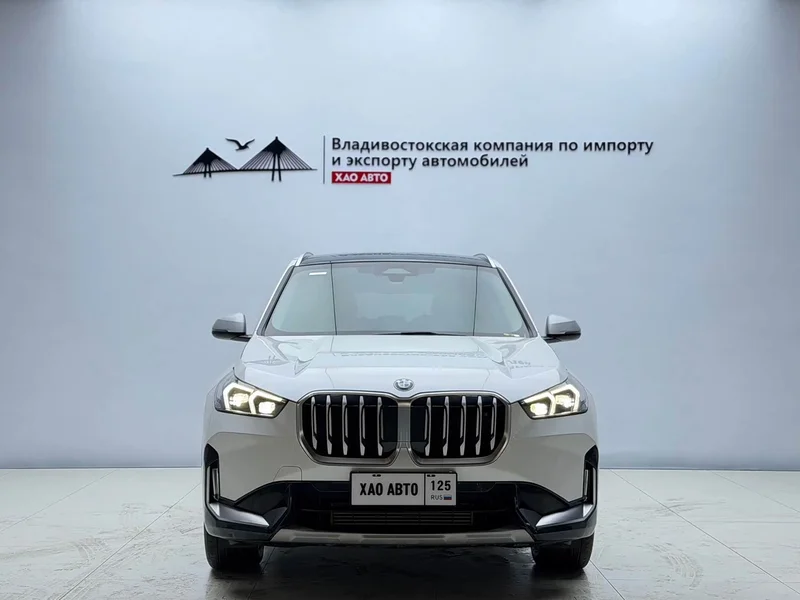 BMW X1 — фото 2