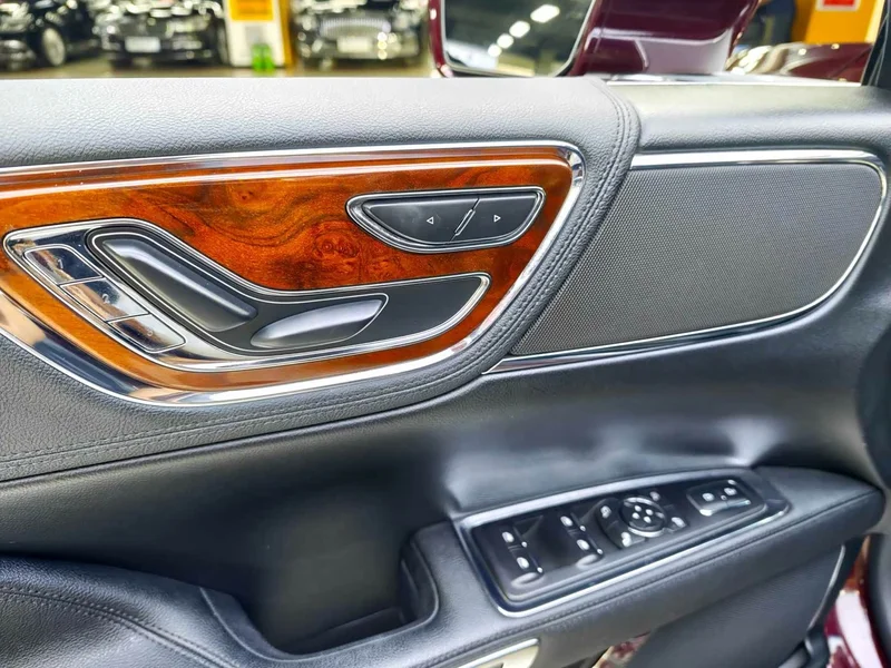 Lincoln Continental — фото 12