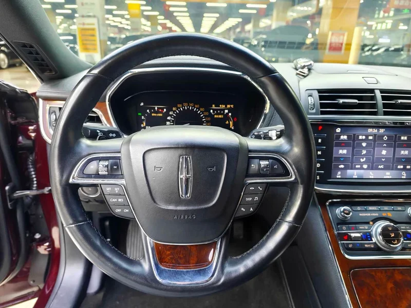 Lincoln Continental — фото 14