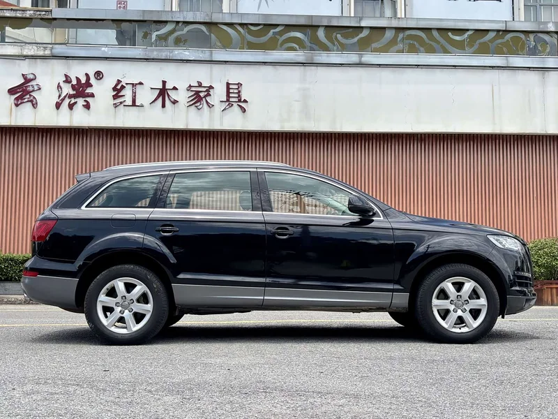 Audi Q7 — фото 3